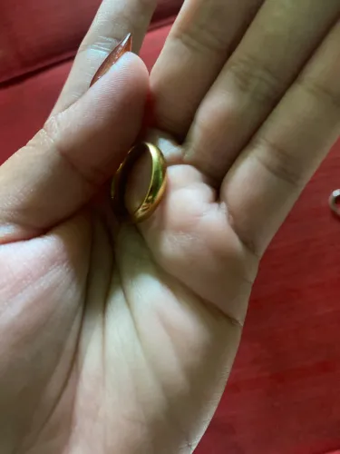 200 o par, preço a negociar; moeda antiga; entrega gratuita (dependendo do bairro).