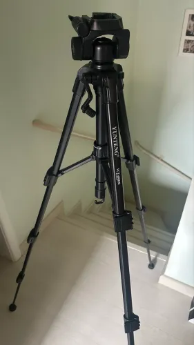 Tripé Yunteng VCT--690RM