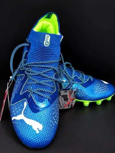 CHUTEIRA PUMA FUTURE 8R- LINHA NEYMAR JR.