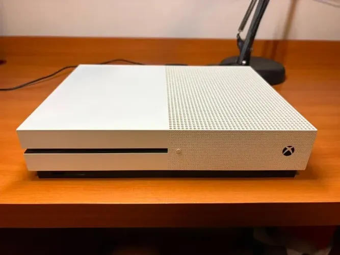 Xbox One S