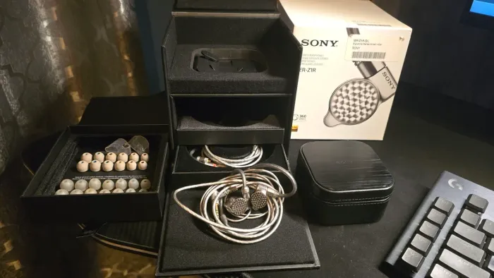 Sony IER Z1R