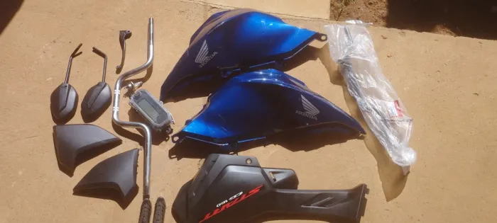 VENDO PEÇAS DA HONDA ORIGINAIS START CG 160 25/26