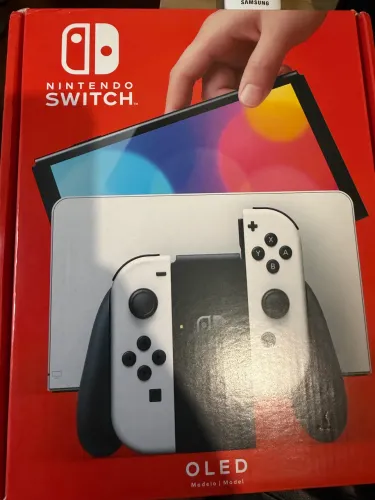 Nintendo switch oled com acessorios e estojo + fifa 2024 micro sd