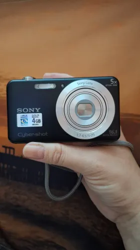 Cybershot Sony w710 16.1 megapixels