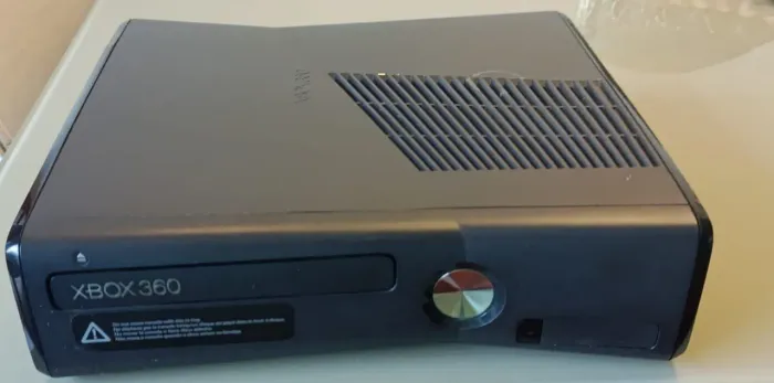 Xbox 360 Slim