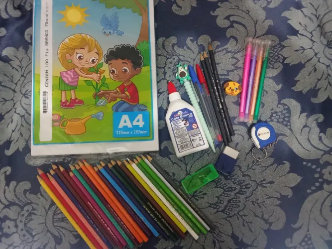 Kit material escolar 