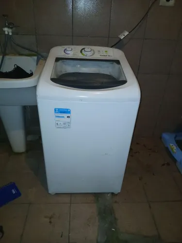 MÁQUINA DE LAVAR SEMI NOVA!