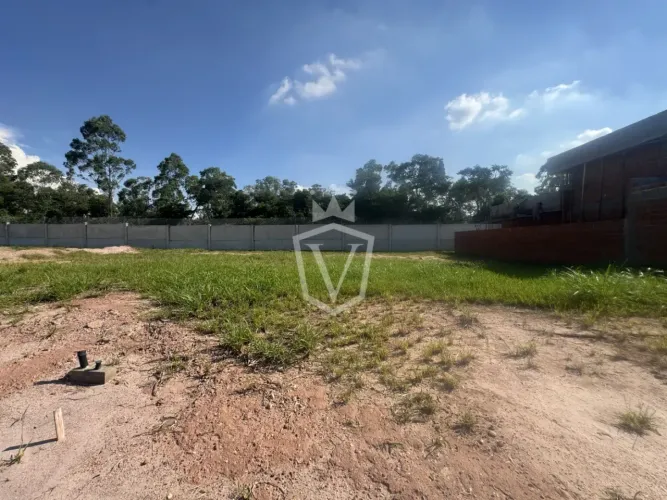 TERRENO À VENDA - PORTAL DOS LAGOS - JUNDIAÍ - SP