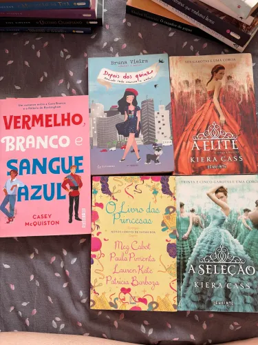 Livros adolescentes - desapego
