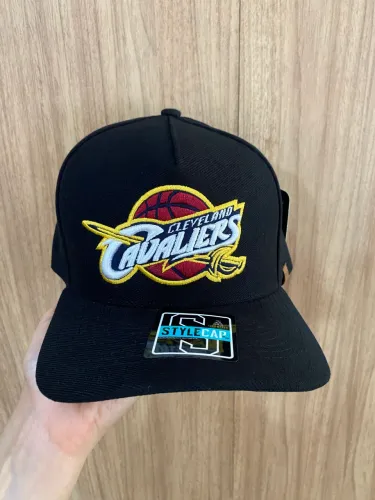 Boné Cleveland Cavaliers Aba Reta