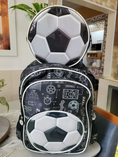 Desapego Mochila e lancheira