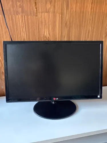 Tela LG LED 23EA53