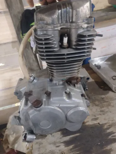 Motor de titan 125