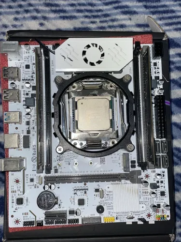 Kit Xeon / Kit upgrade X99, Xeon E5 2650V4, 8 GB de RAM DDR4 e Cooler.