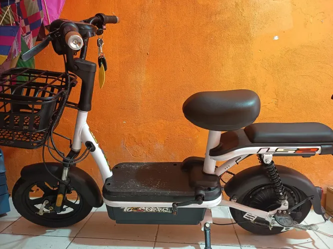 Scooter elétrica