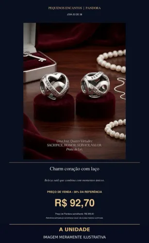 Charm coração com laço