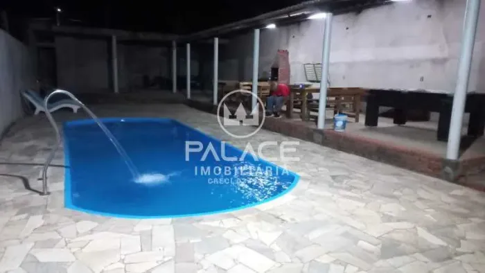 Casa de rua : / Residencial / Estância Lago Azul (Ártemis)