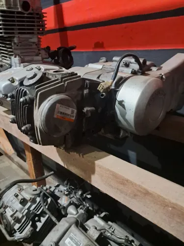 Motor biz 100 2004