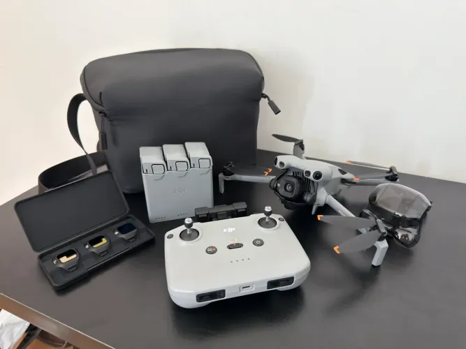 Drone Dji Mini 5 Pro Fly More Combo (Sem Tela) RC-N3