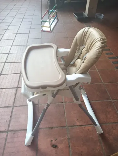 Cadeira de alimentação burigoto