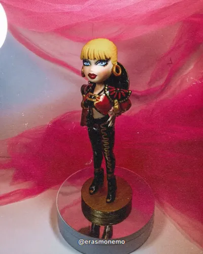 Xuxa Meneguel boneca Biscuit