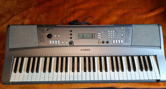 Teclado Yamaha Ypt-310 Em Perfeito Funcionamento