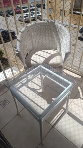 CONJUNTO CADEIRA E MESA