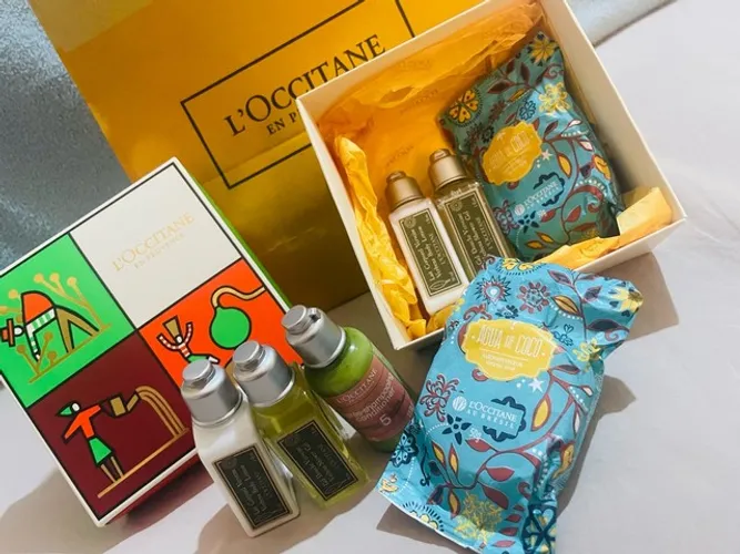 Kit Loccitane