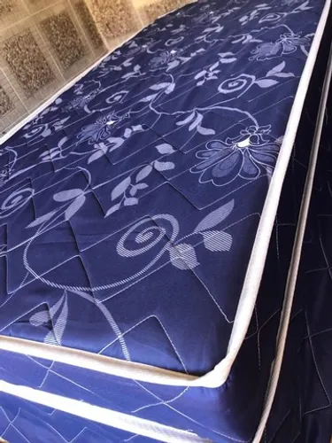 Cama box solteirão  de fábrica 