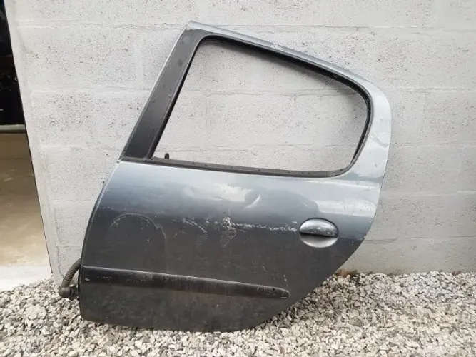 Porta Traseira Esquerda Peugeot 206/ 207 Original BG2031