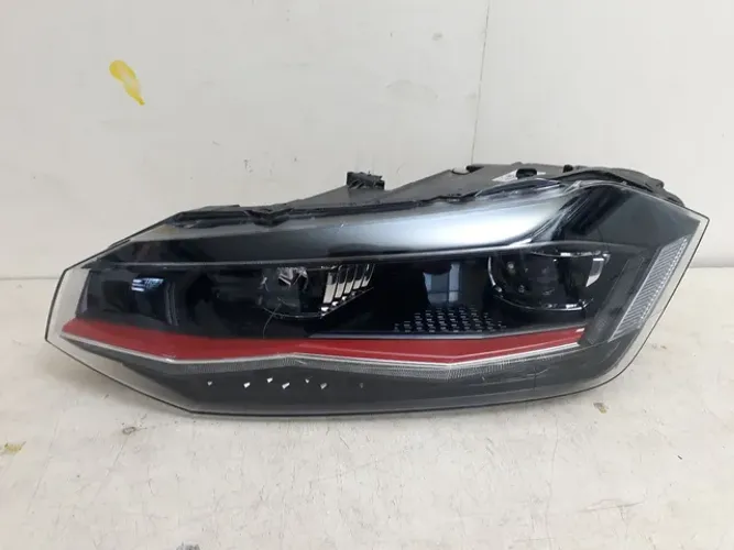 Farol L.E vw polo/virtus gts original usado C/DETALHES