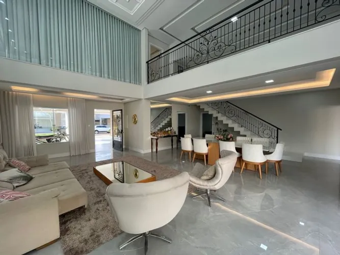 Casa alto padrão à venda no Cond. Residencial Castanheira, 5 suítes