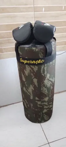 Saco de Pancadas Camuflado+Par de Luvas