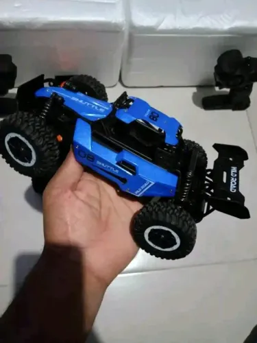 NOVO - Carro Carrinho de Controle Remoto Off-road com Leds