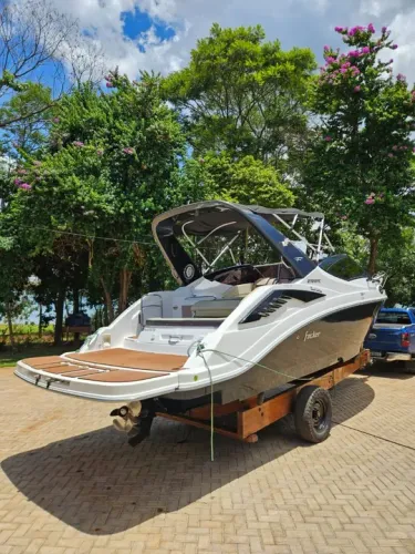 Focker 272 GTC - 2019 x1 Mercruiser 300 HP ñ Phantom Cimitarra Armada Triton Nx Fs