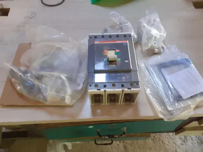 Disjuntor Abb 400 a Sace Tmax T5 N400