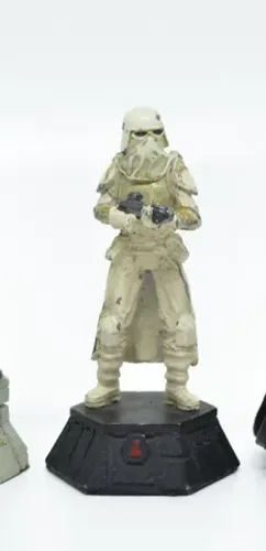 Miniatura Snowtrooper Xadrez Star Wars Oficial 10 Cm