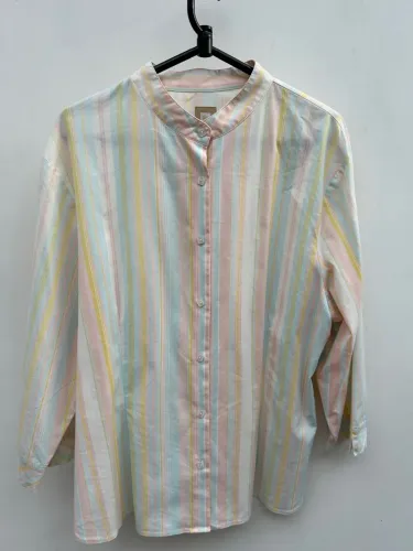 Camisa listrada tons pastel Fility
