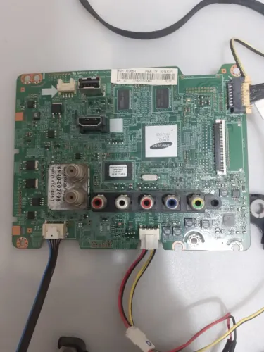 Placa principal TV Samsung UN32FH4205