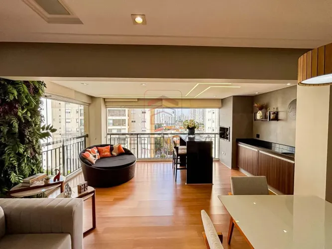 Apartamento com 3 suítes próximo ao metrô Belém