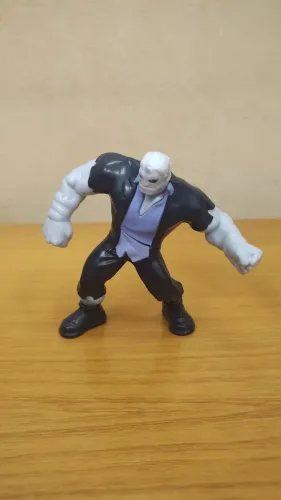 Boneco Salomon Grundy 
