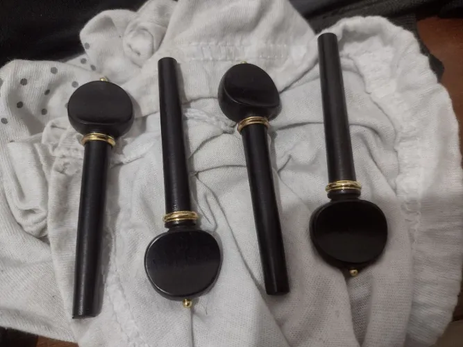 4 Cravelhas para Violino/viola - novas