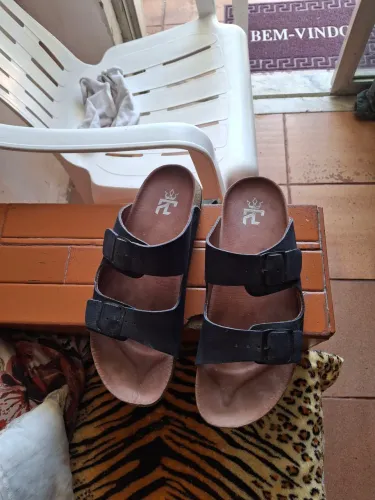 Sandália em couro Birken