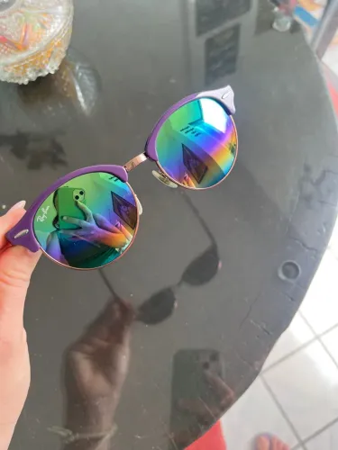 Óculos Ray-Ban Clubmaster Roxos com Lentes Coloridas