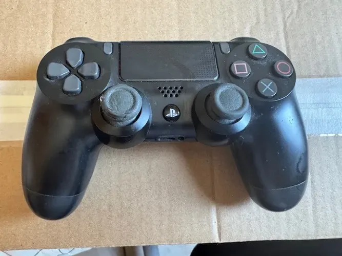 Controle Playstation Dualshock 4 Sony cor preto Ps4 ORIGINAL - com DEFEITO