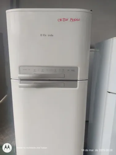 REFRIGERADOR ELECTROLUX
