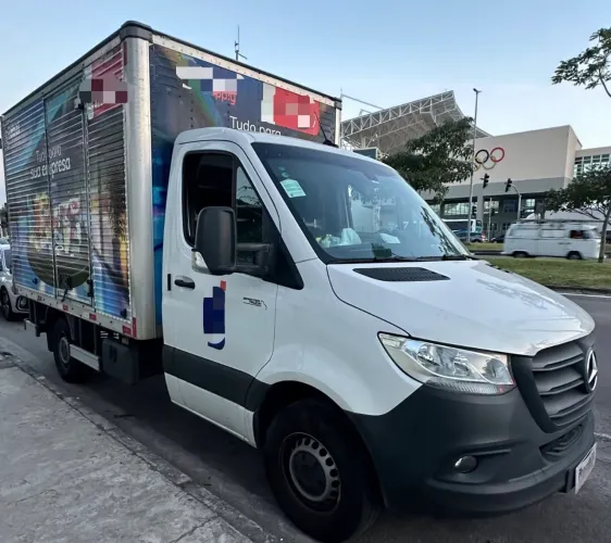 MB Sprinter 417 ano 2025 com Baú de 3,50 metros, no RJ