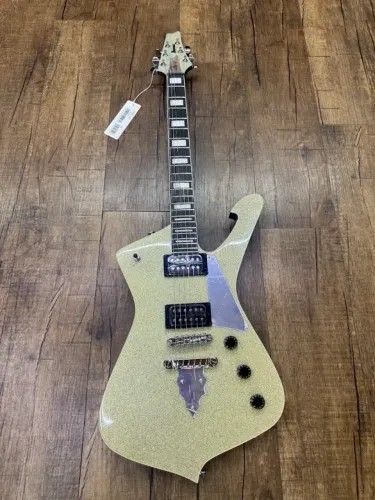 GUITARRA IBANEZ PS 60 SIGANATURE PAUL STANLEY BANDA KISS MADEIRA NOBRE POPLAR 22 TRASTES  
