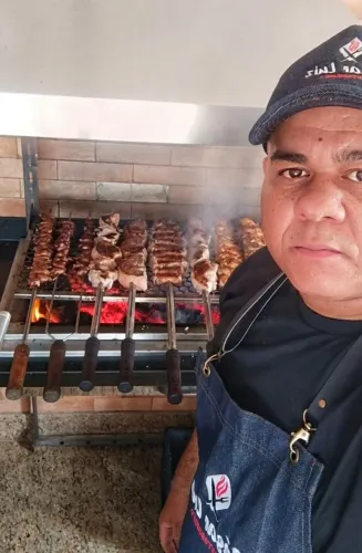 CHURRASQUEIRO