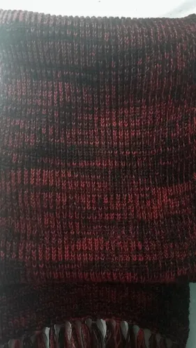 Cachecol de lã - Vermelho e preto feito a mão 